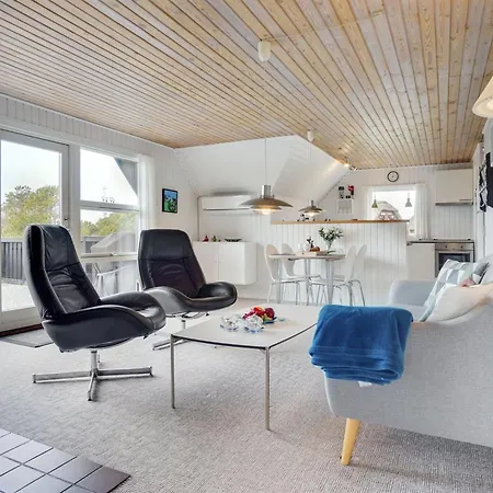 Vladan - 1-6km From The Sea By Interhome 펜션 *