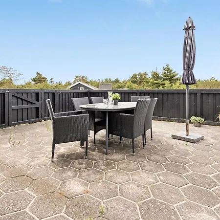 펜션 Vladan - 1-6km From The Sea By Interhome *