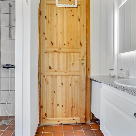 펜션 Vladan - 1-6km From The Sea By Interhome Blåvand