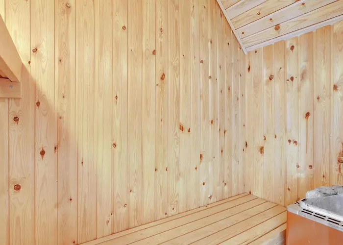 Vladan - 1-6km From The Sea By Interhome *