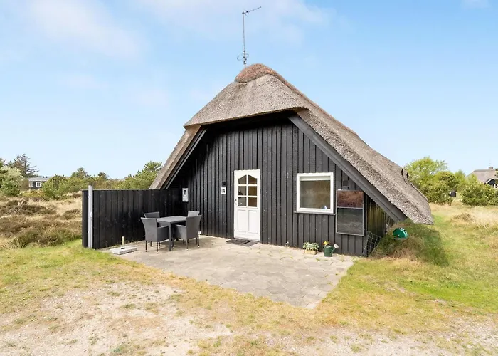 Vladan - 1-6km From The Sea By Interhome *