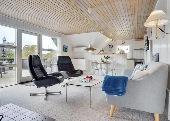 Vladan - 1-6km From The Sea By Interhome *